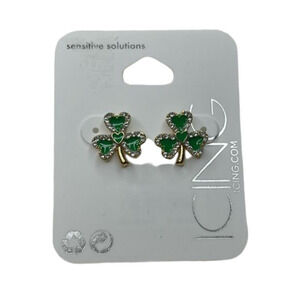 Icing St Patrick’s Day 3 Leaf Clover Earrings